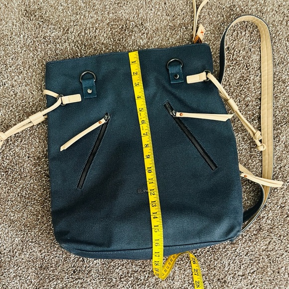 Sherman Tempest Convertible Travel Tote - Picture 7 of 16